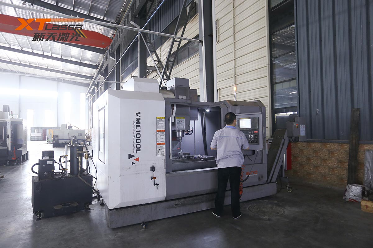 Ano ang mga aplikasyon ng laser cutting equipment sa automotive manufacturing